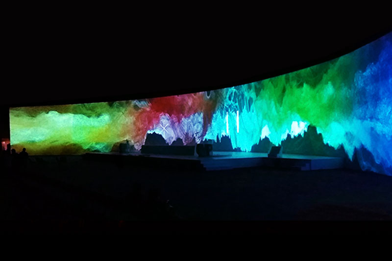 Mad station Mapping edge blending 360°