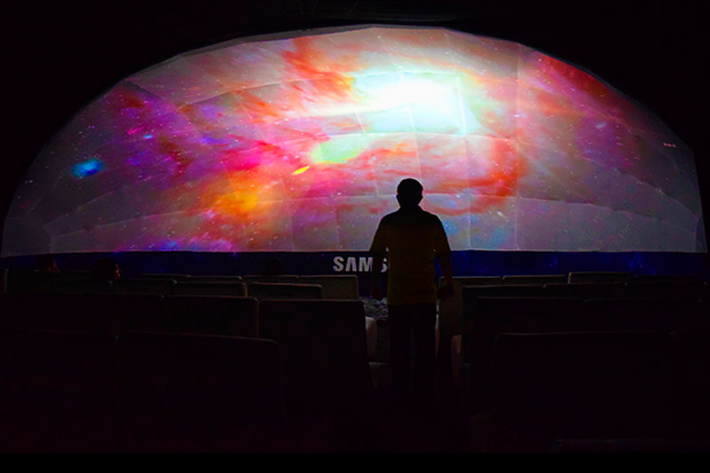 Mad station Mapping edge blending 360°